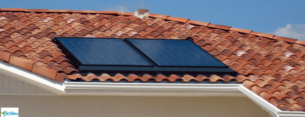 Capteurs solaires sur toit