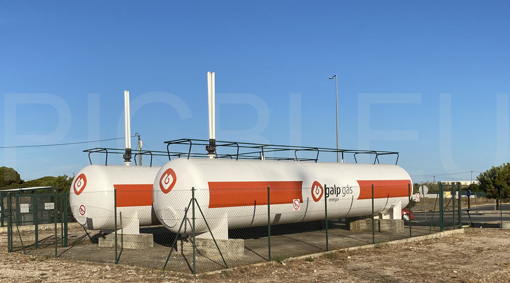 2-citernes-jumelees-gpl-propane-gros-vrac.jpg