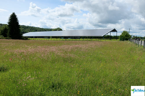 bâtiment-agricole-toit-couvert-photovoltaïque
