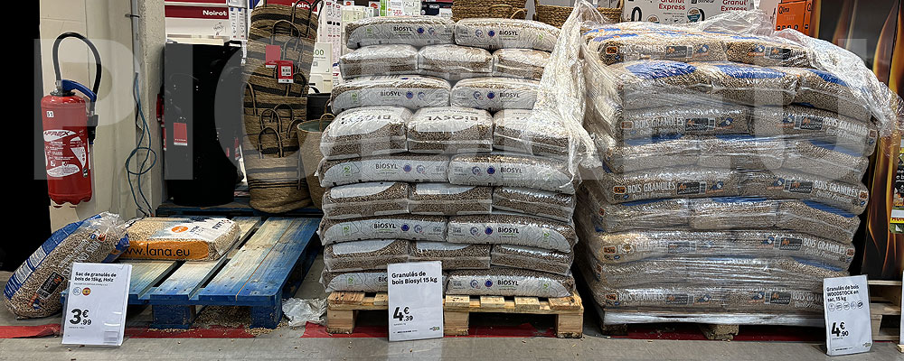 linéaire-vente-sacs-granules-de-bois-15-kg-chauffage-Leroy-Merlin