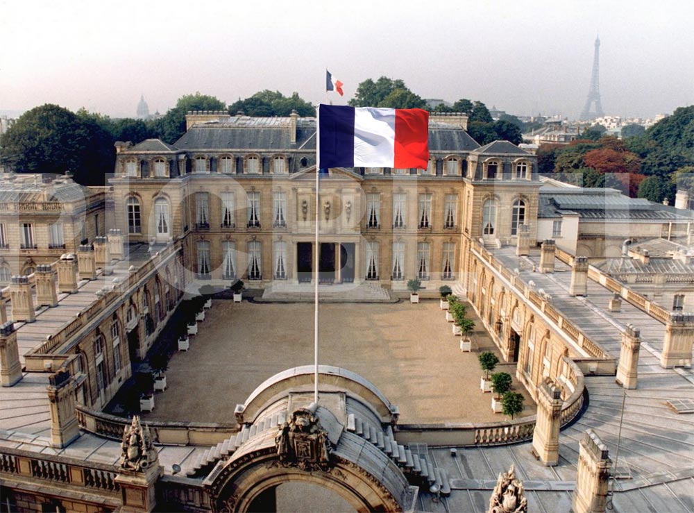 palais-de-elysee-drapeau-français