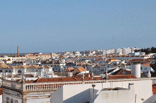 ville-murs-blancs-Portugal